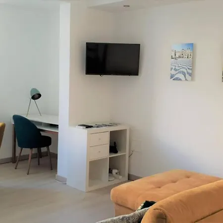Apartment Stunning Newly Refurbished Flat In Cascais Cascais
