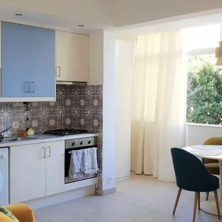 Stunning Newly Refurbished Flat In Cascais Apartment
